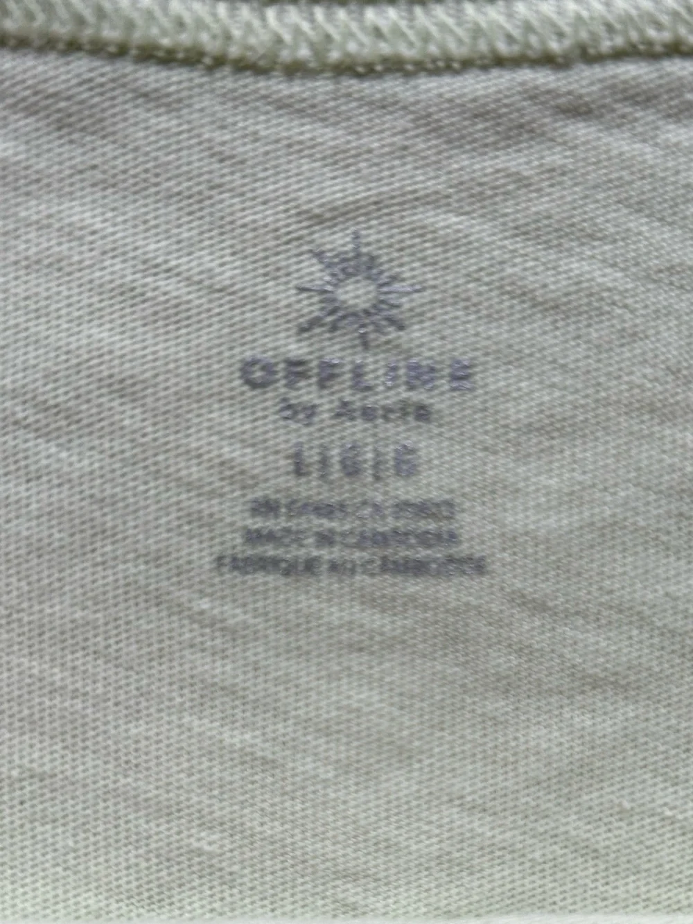 Aerie “Are We There Yet” Graphic T-Shirt Size Large in GUC